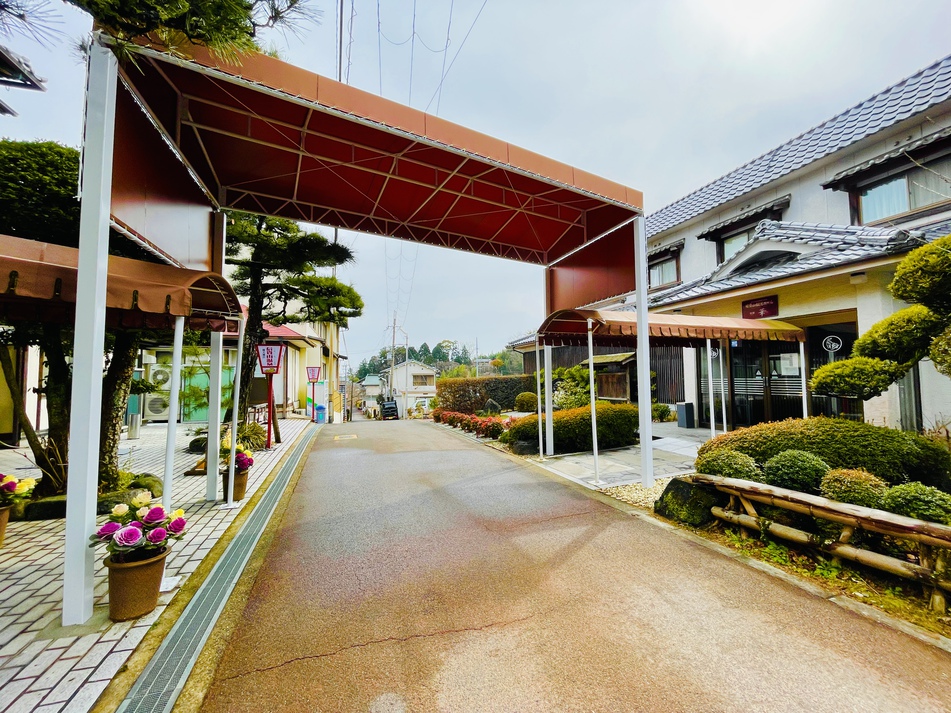 「別館」　本館の目の前です