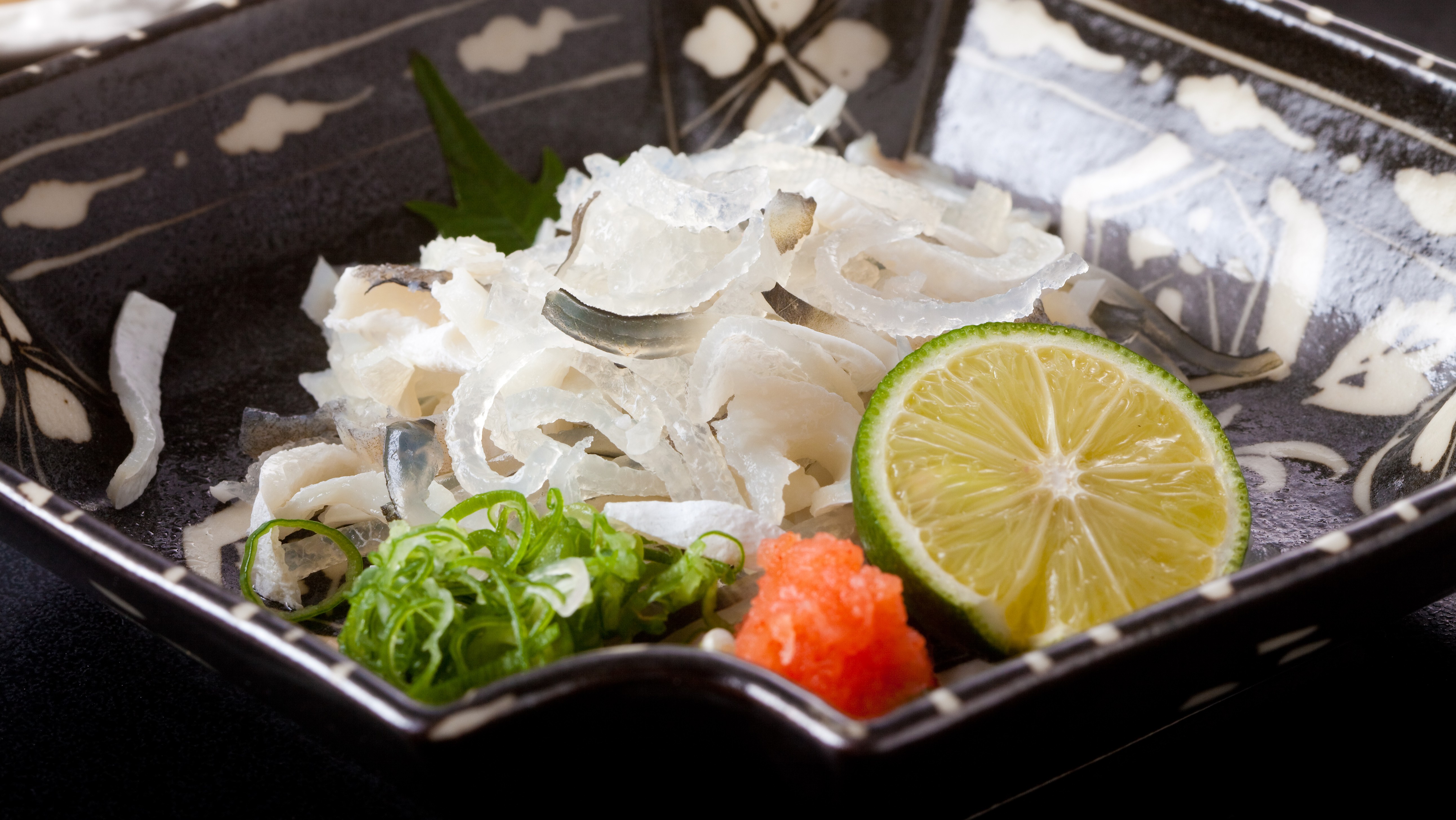 てっちり鍋プランの鉄皮イメージ