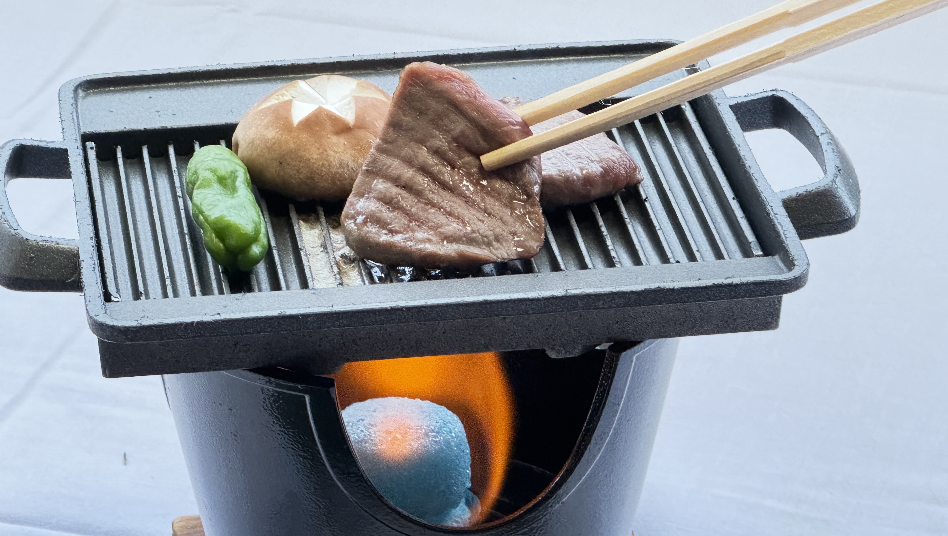 鹿肉（ジビエ料理）追加料理として注文できます。