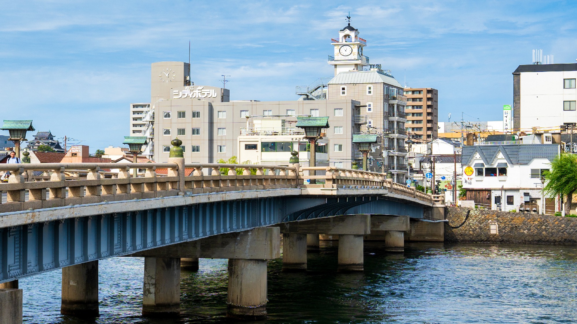 銘橋松江大橋と松江シティホテル