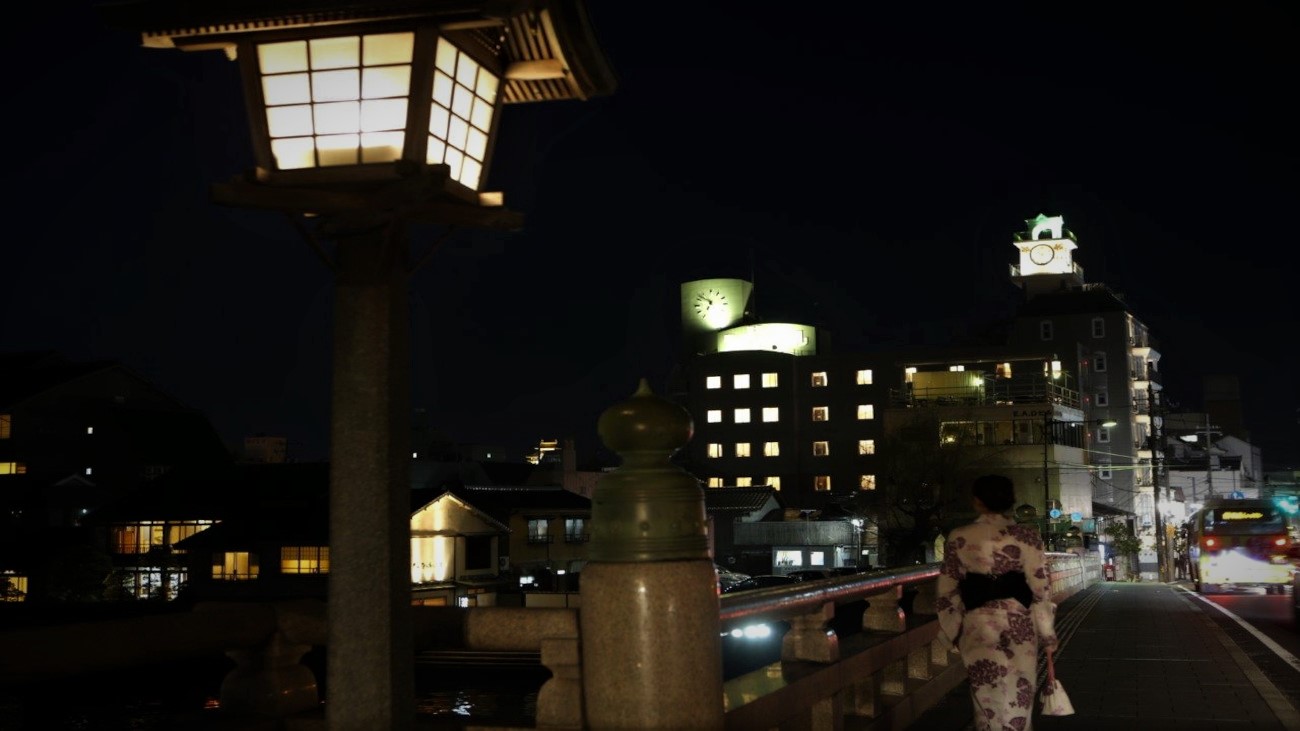 ★松江市民の宝物”銘橋松江大橋”と松江シティホテルの時計台は夜の松江の名物スポットです★