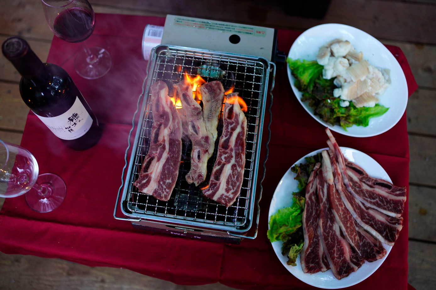 《1日2組限定》【ウッドデッキで夕食BBQ】手ぶらでOK☆お肉は国産牛！お風呂24H利用可【2食付】