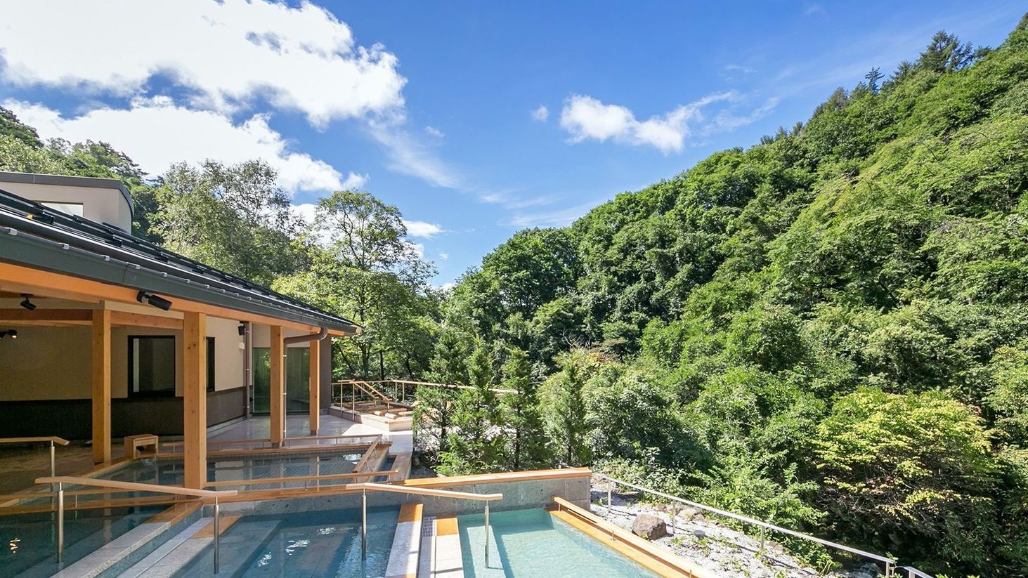 【大人気飲み放題プラン】夕食ビュッフェ+90分飲み放題付き！