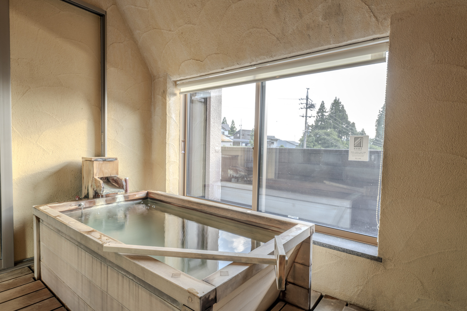 【信濃邸・雪花】天下の名湯「真湯」風呂付ツインルーム