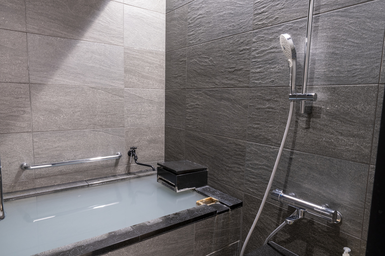 【信濃邸・深シ山】天下の名湯「真湯」風呂付ツインルーム