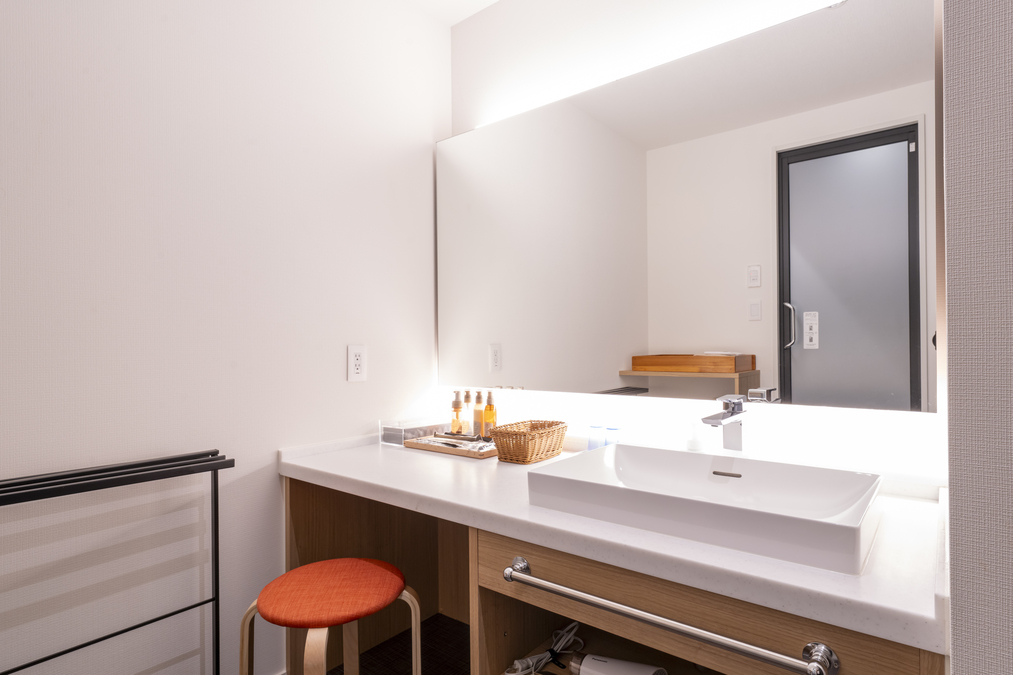 【信濃邸・深シ山】天下の名湯「真湯」風呂付ツインルーム