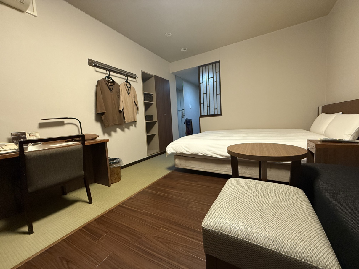 禁煙クイーンルーム20平米 ベッド160cm&times;190cm