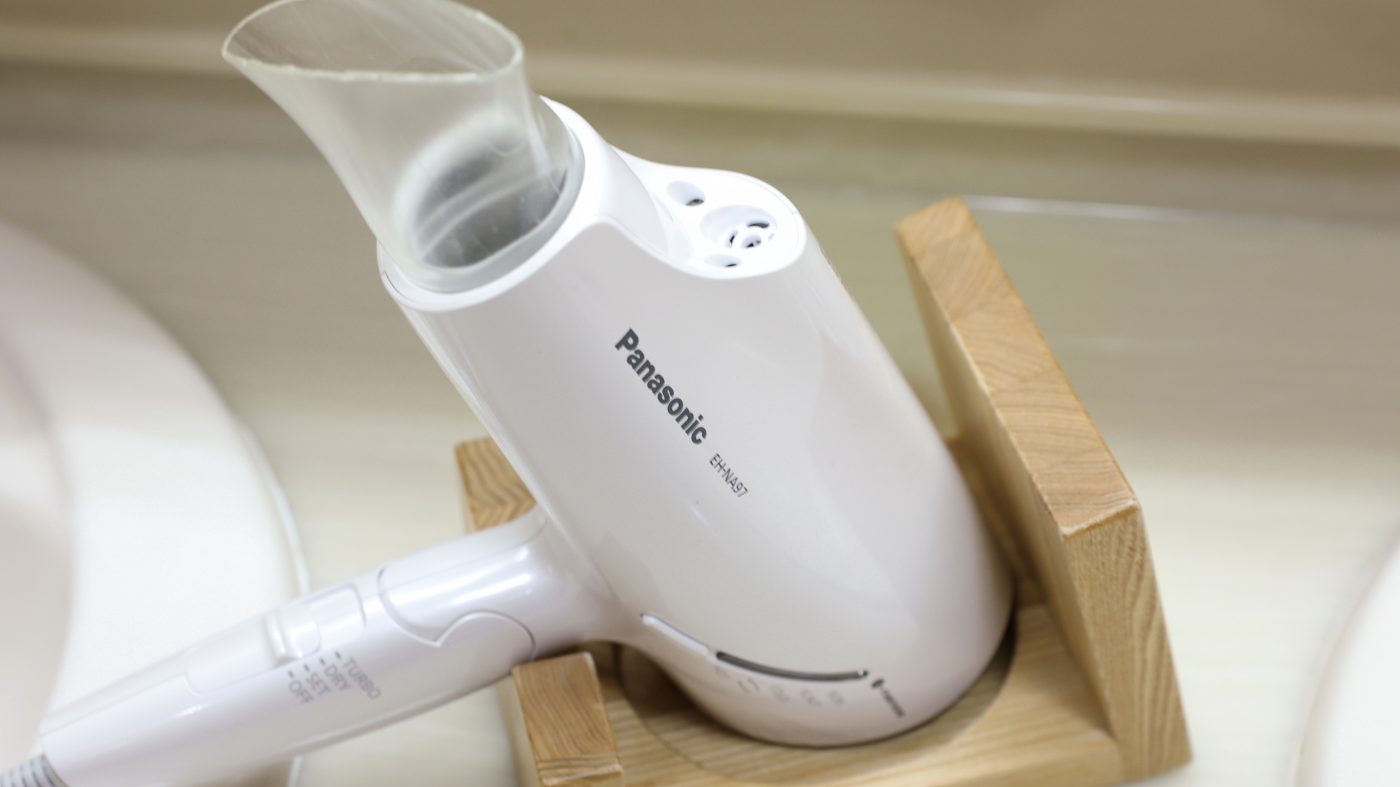 【大浴場】　ドライヤー