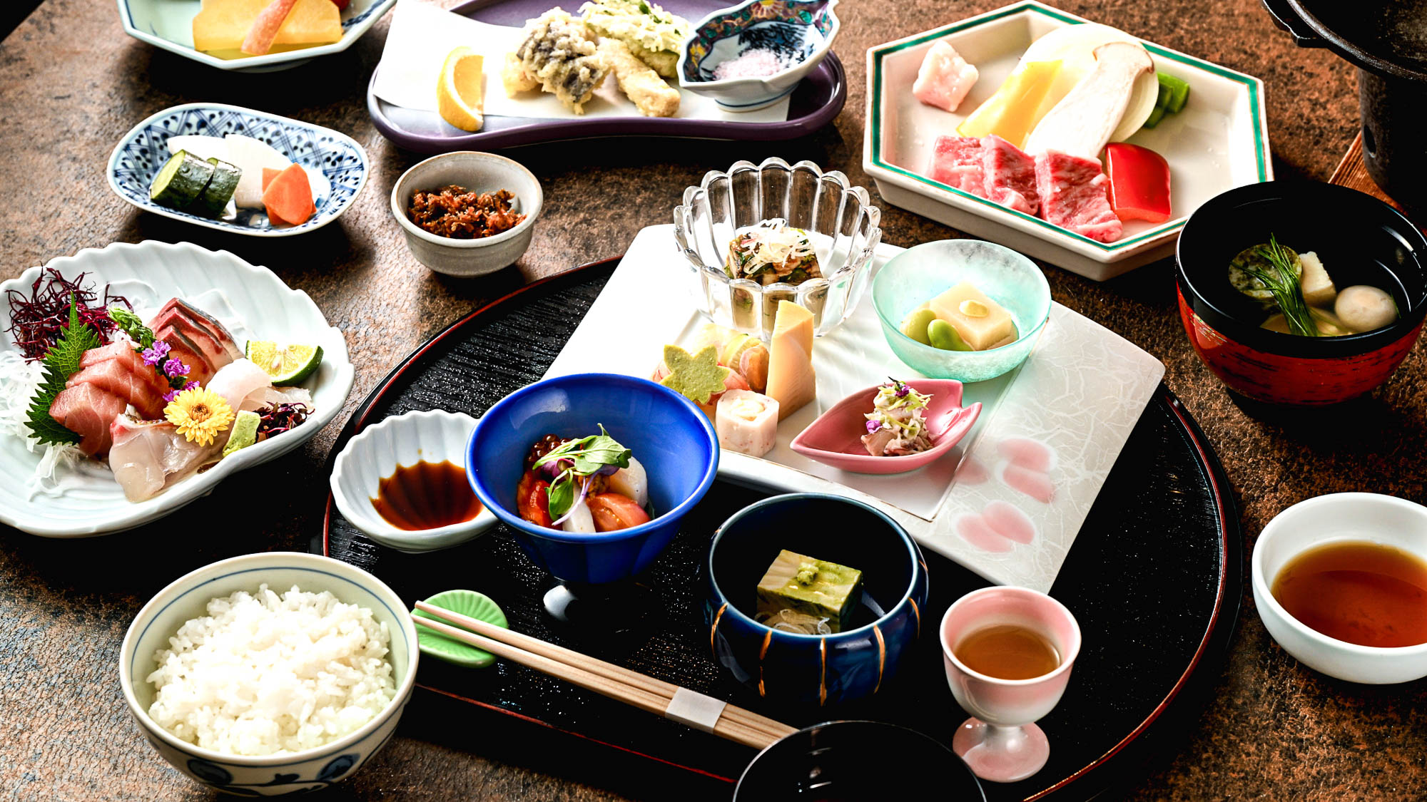 春料理イメージ／季節の会席料理をお楽しみください