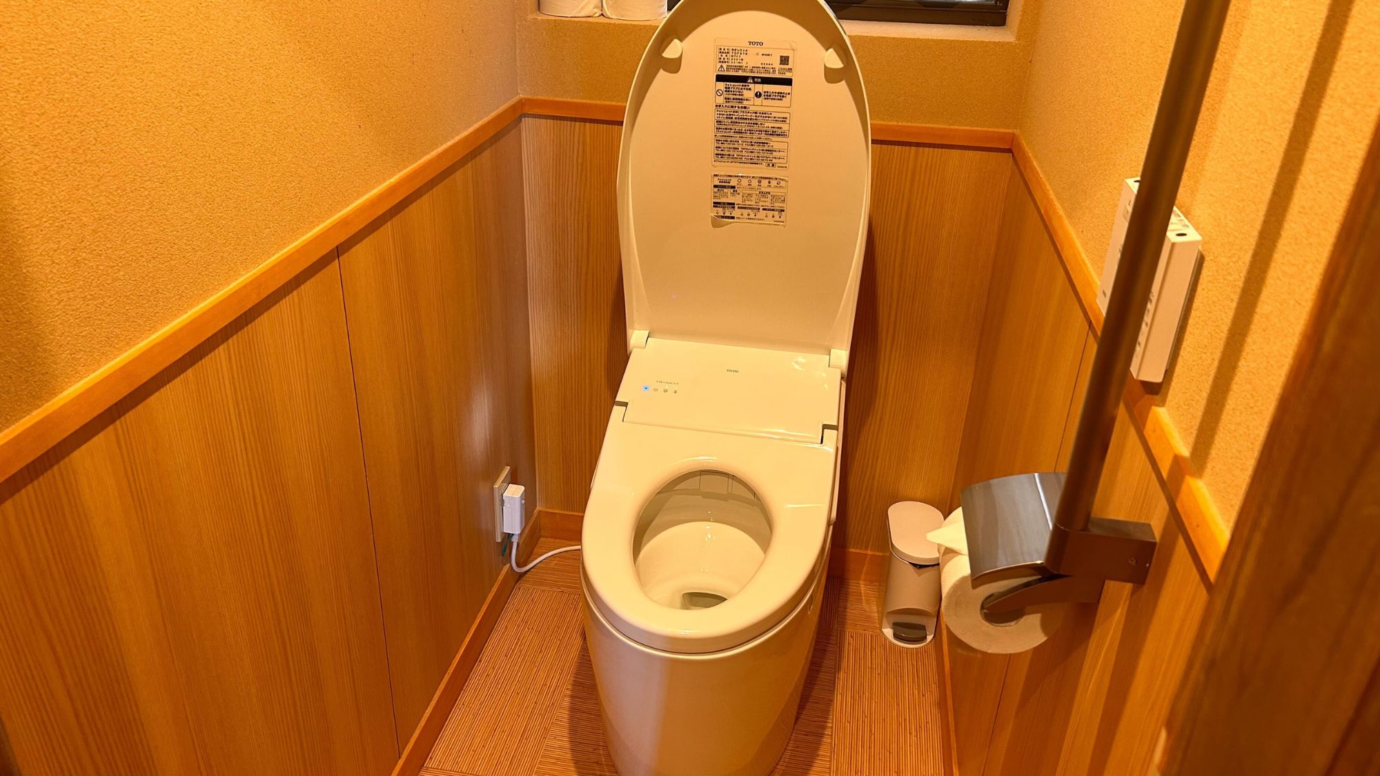 和室のトイレも洋式です