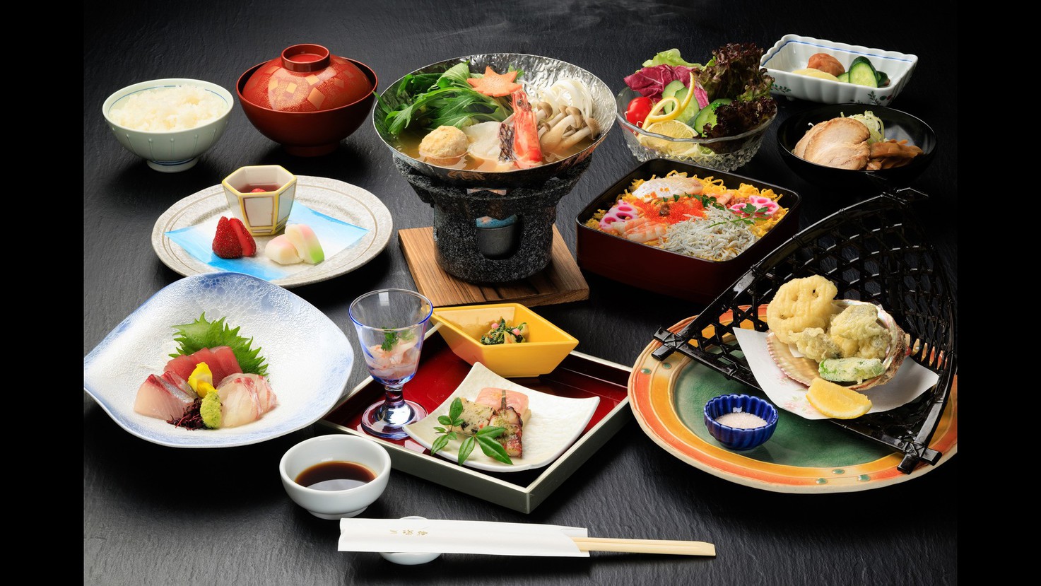 【70周年】【海の幸を楽しむ】鮑の天ぷらや近海マグロお造り＆ミニバイキング付＜レストラン／漣会席＞