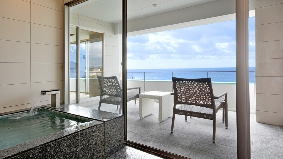 【70周年】お部屋食確約！伊勢海老の調理法を3種類よりチョイス！＜特別室：浜水晶＞（極）