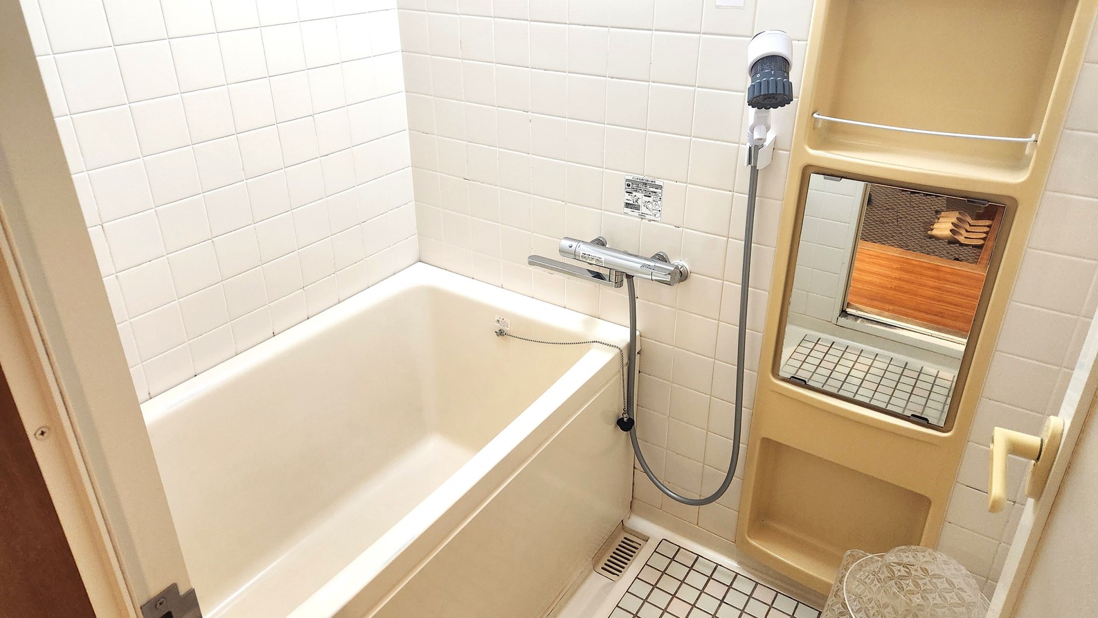 【波の綾スタンダード客室】バスルームの一例