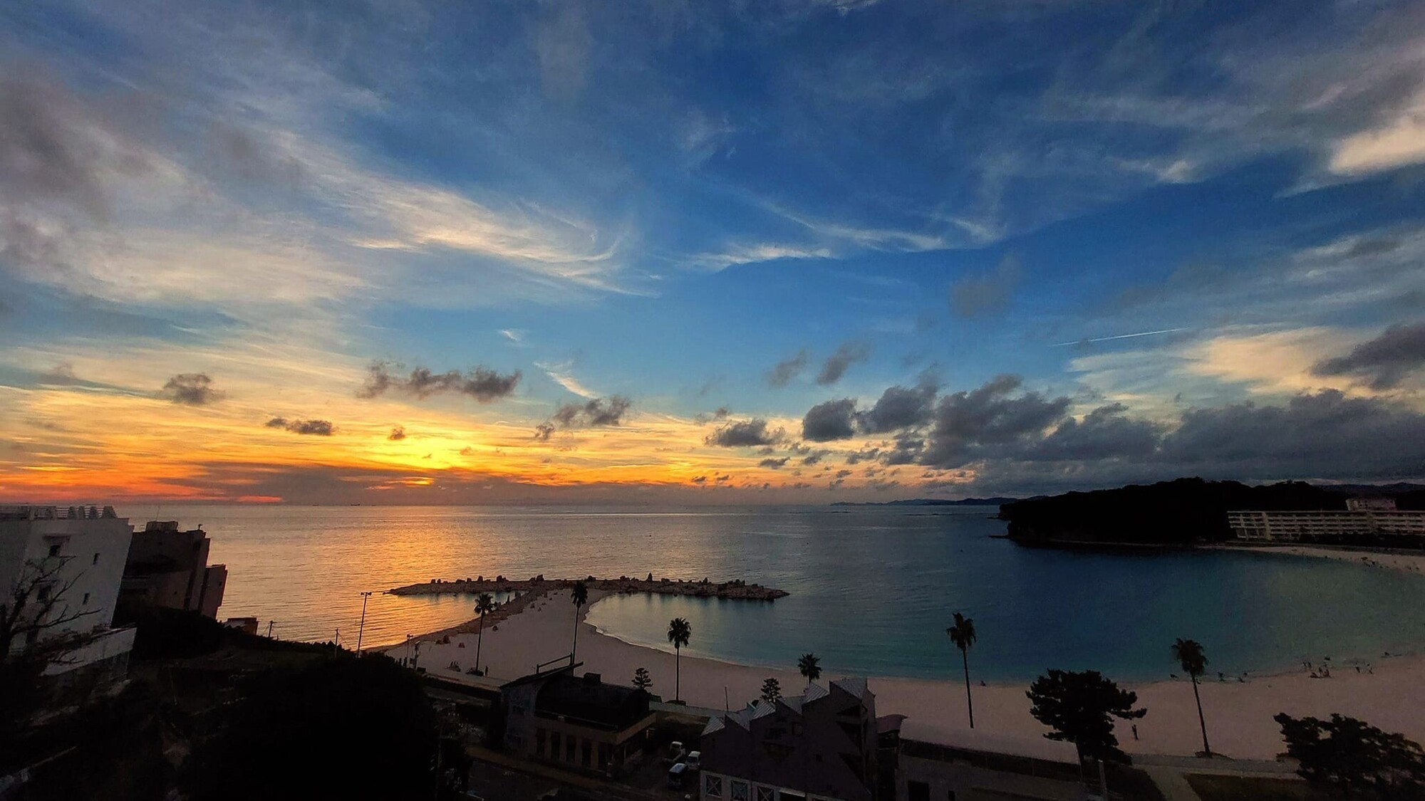 ホテルから見る夕焼け