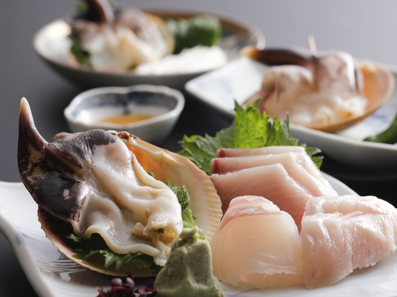 【登録文化財の宿で夏の美味】日本一の丹後とり貝＆岩ガキ会席