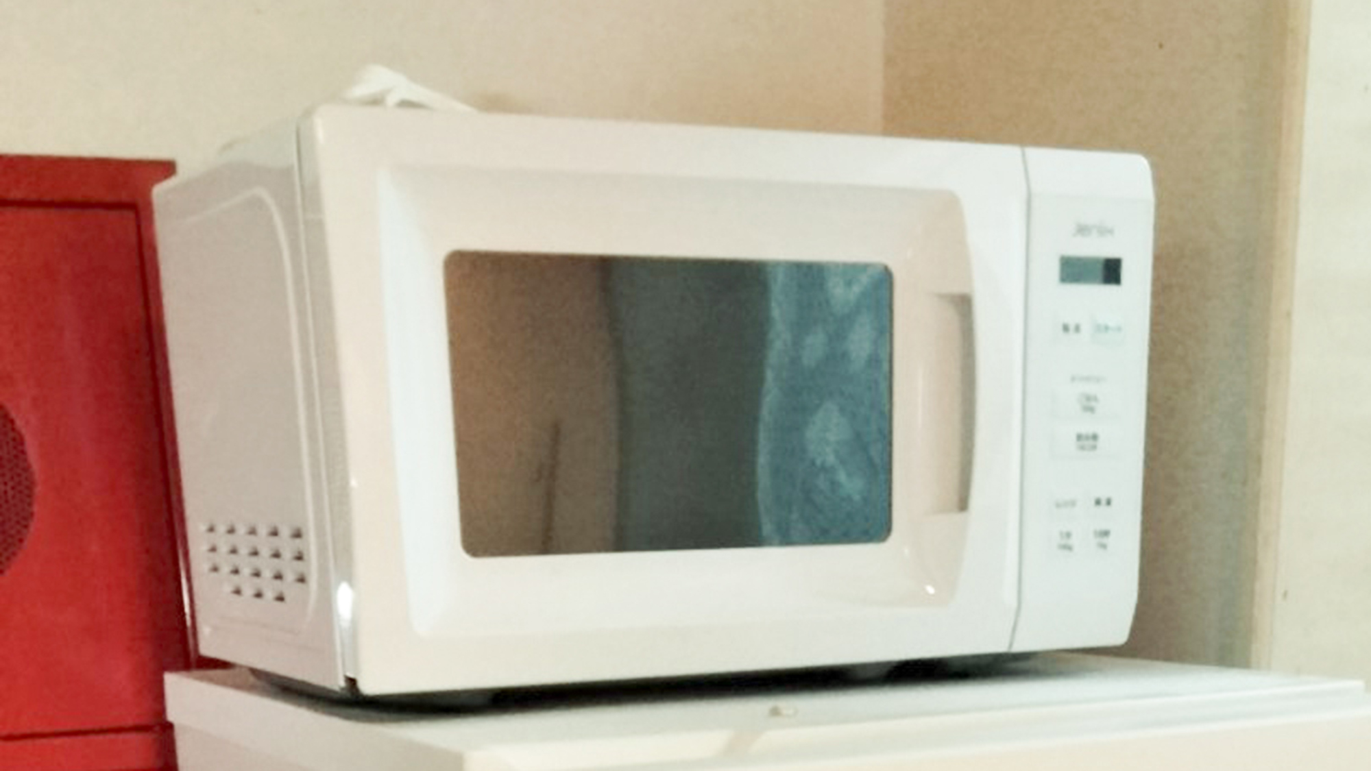 ・【家電】共用の電子レンジがございます。ご宿泊のお客様はご自由にご利用いただけます