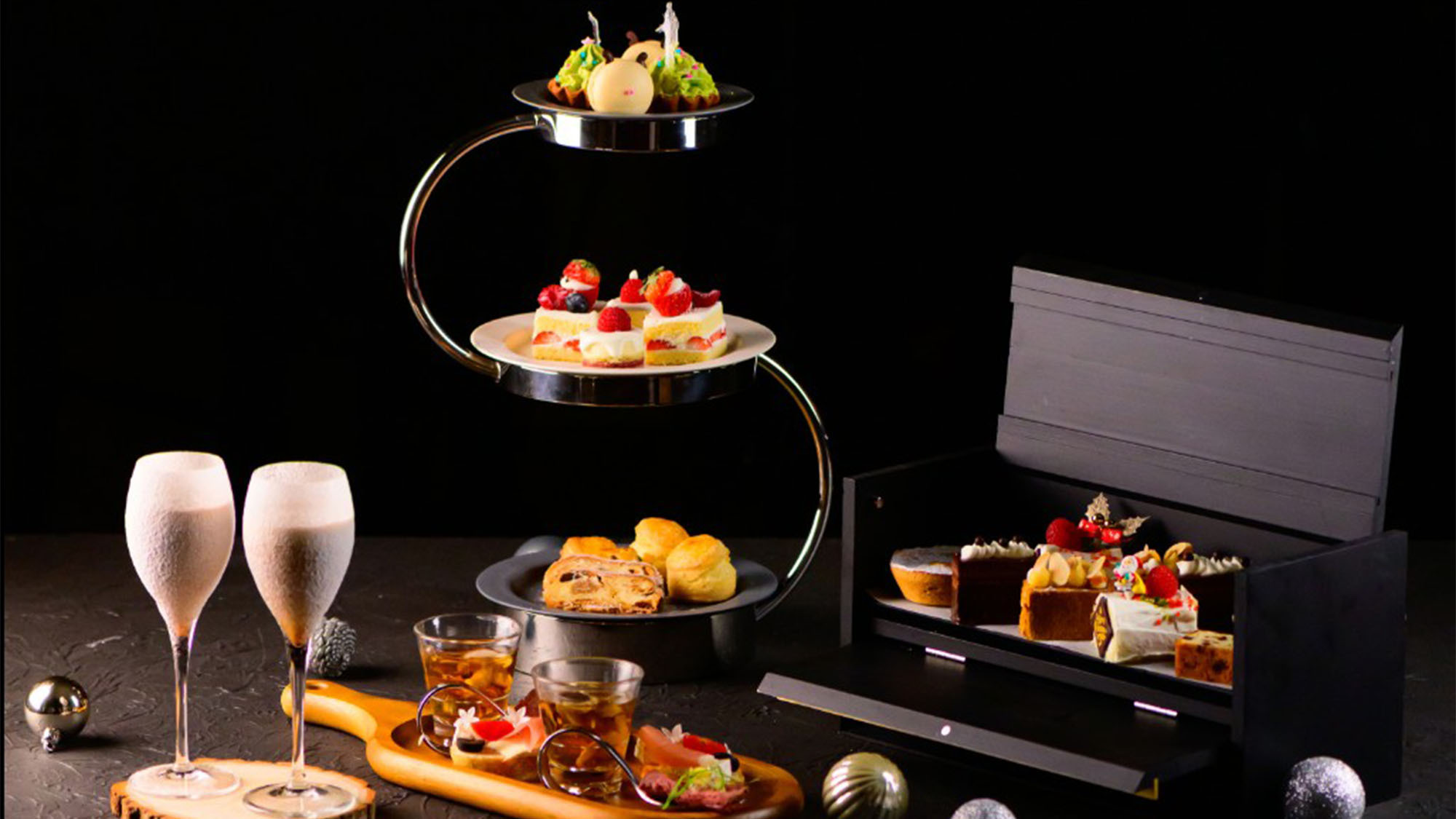 小樽ノスタルジック【アフタヌーンティー】〜冬限定スイーツ＆オリジナルモクテル〜