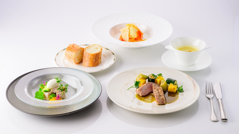 【親子でマナー体験】はじめてのナイフ＆フォーク♪楽しく学ぶ洋食ディナー付