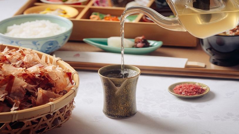 【北海道の贅沢朝食】焼き立てパンと季節食材のブッフェor北前船が運んだ出汁香る和朝食膳