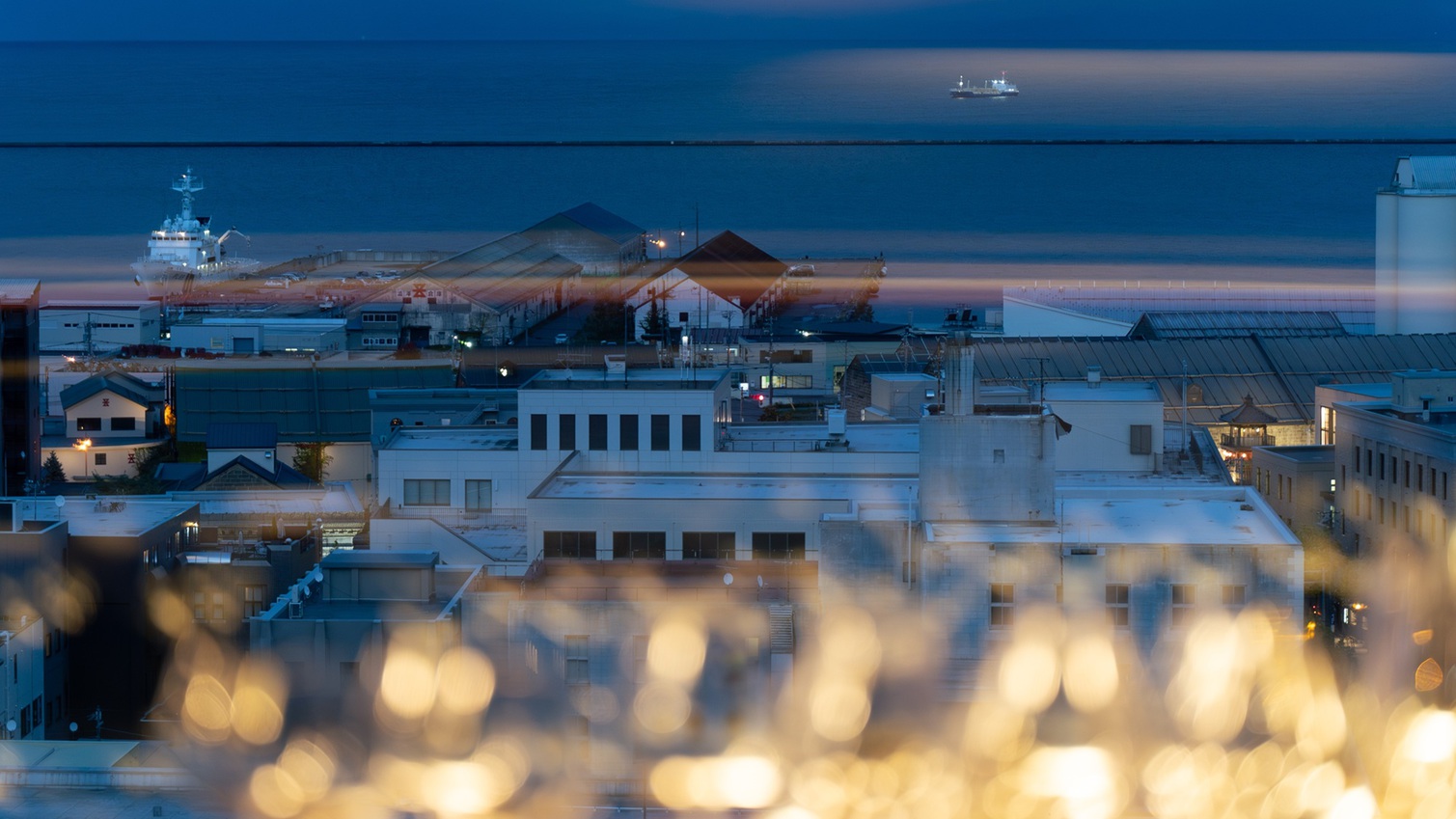 味わうホテルステイ【小樽パノラマビュー・StellarHighTea】トップラウンジ「ポールスター」