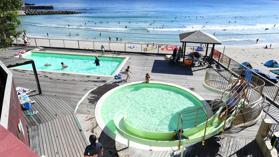 多々戸浜・夏・海水浴・ビーチは目の前徒歩１分！部屋・食事場所おまかせプラン　屋外プールもあります★