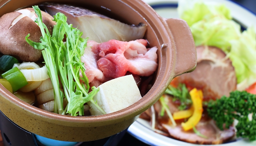 【お食事】メイン。旬の食材、郷土食を取り入れた長野県の味覚をお楽しみください。