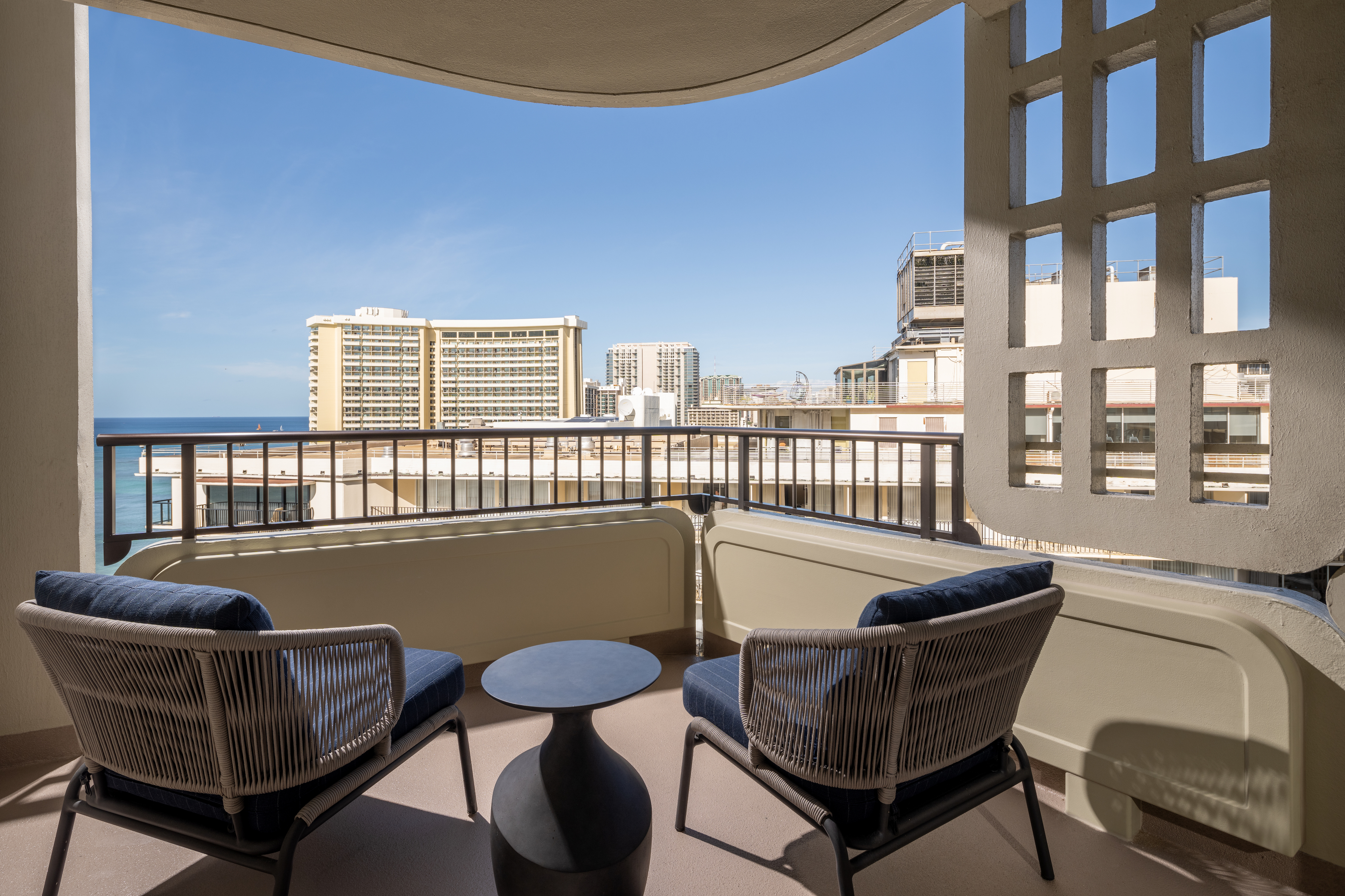 改装済みタワーウイング パーシャル オーシャンビュー 一例