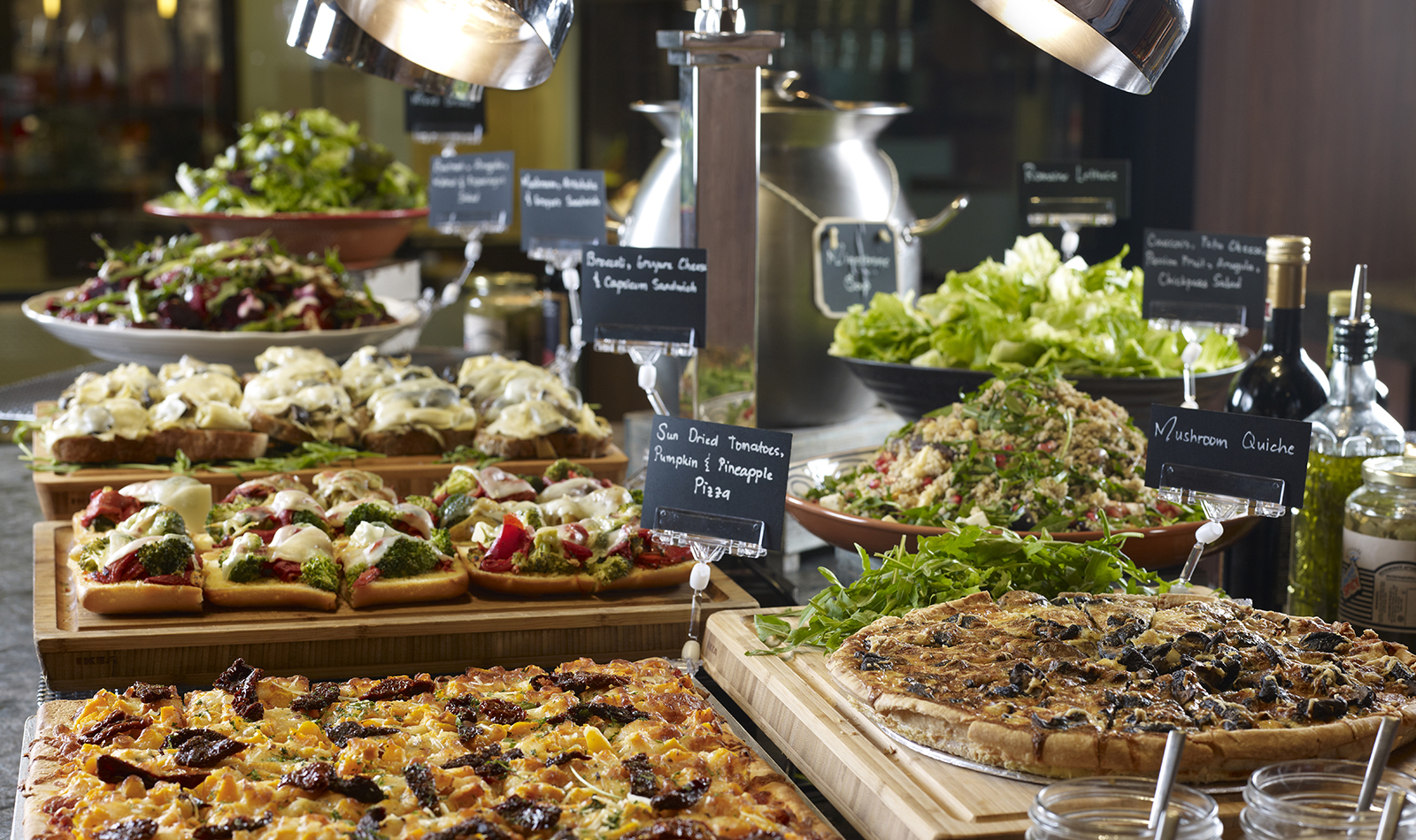 J65レストラン　食事例