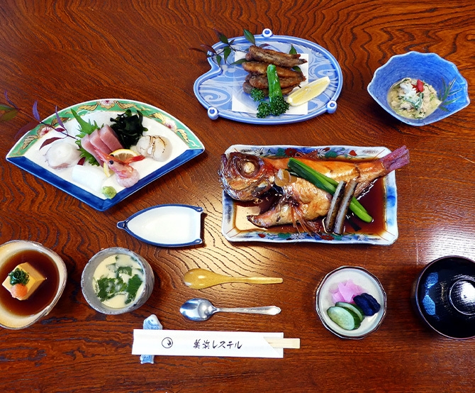 【ビジネスプラン★２食付】出張応援！リーズナブルな和定食　２４時間入浴可　駐車場無料　コンビニ２分