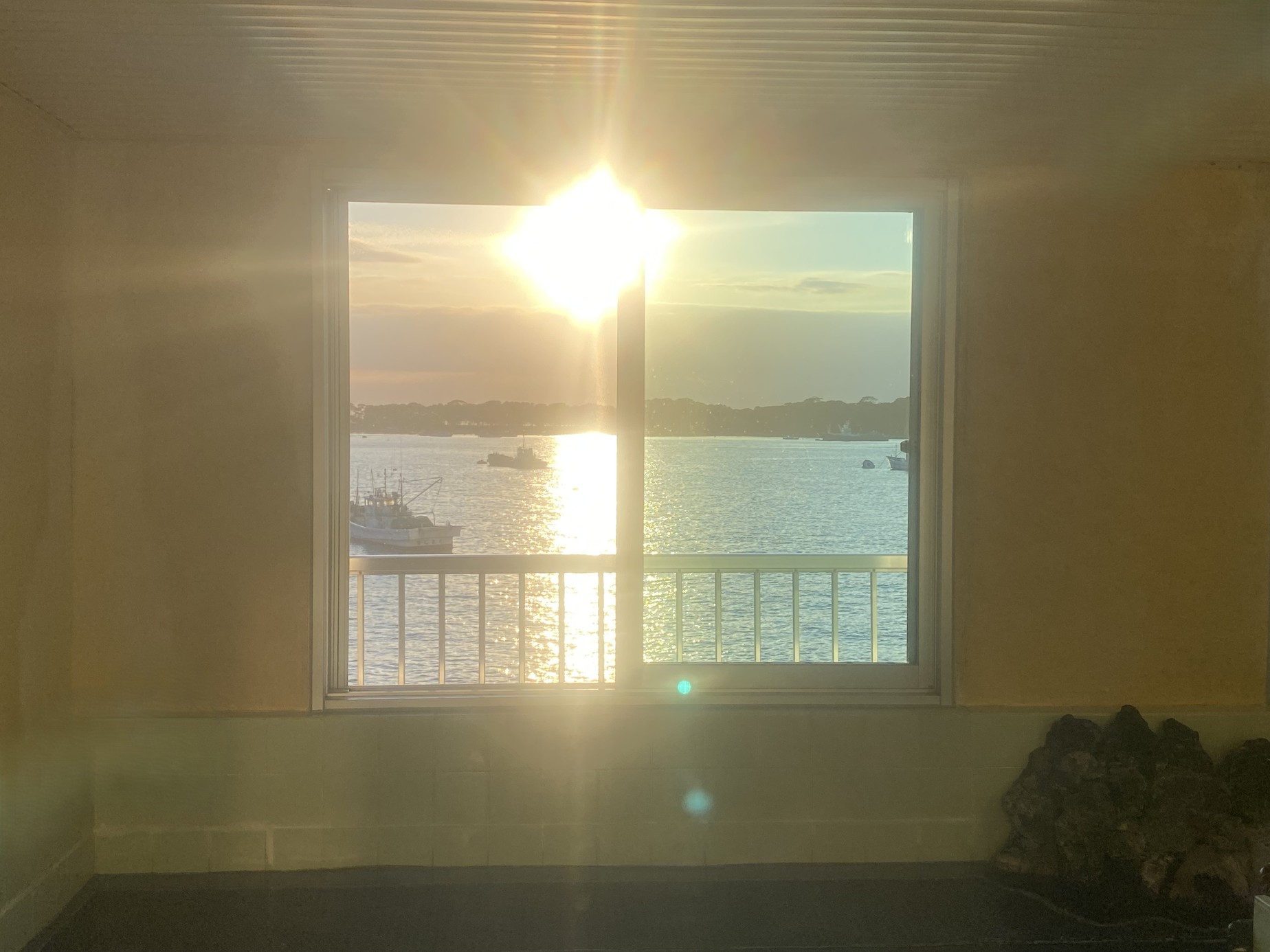 【素泊り】海の見える大浴場　大浴場24時間入浴可　チェックイン21時まで　コンビニ2分　駐車場無料