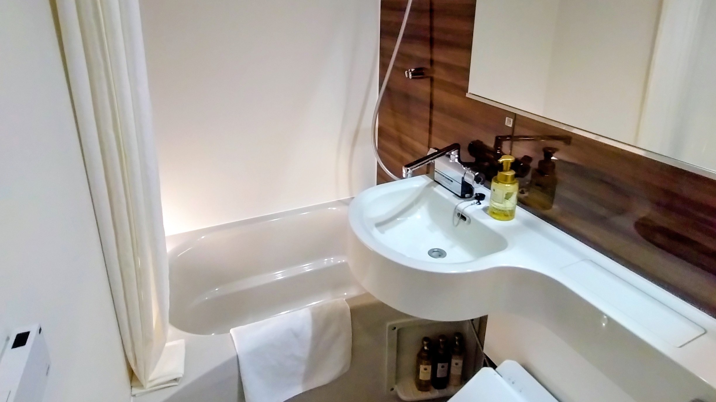 ユニットバス（一部客室）