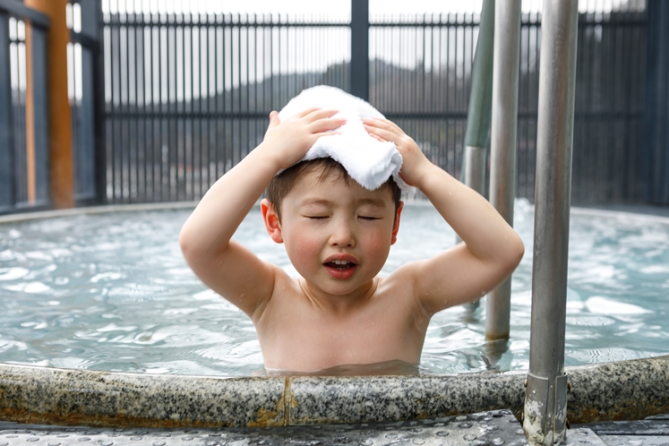 お子さまも大浴場OK！はじめての露天風呂は気持ちいいかな？？