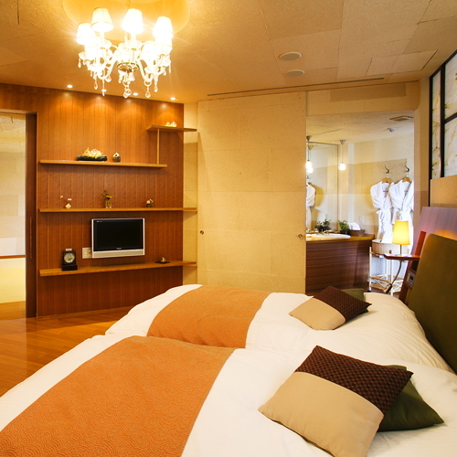 ■ Jr Suite-Between Lights- ■ Bedroom