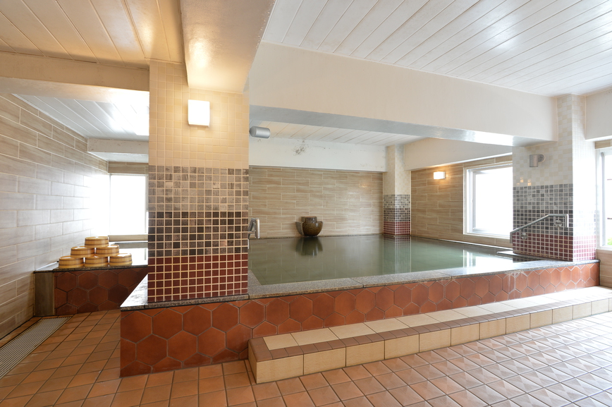 【素泊まり】24時間入浴可能な温泉でのんびり♪昭和レトロな宿で寛ぐ