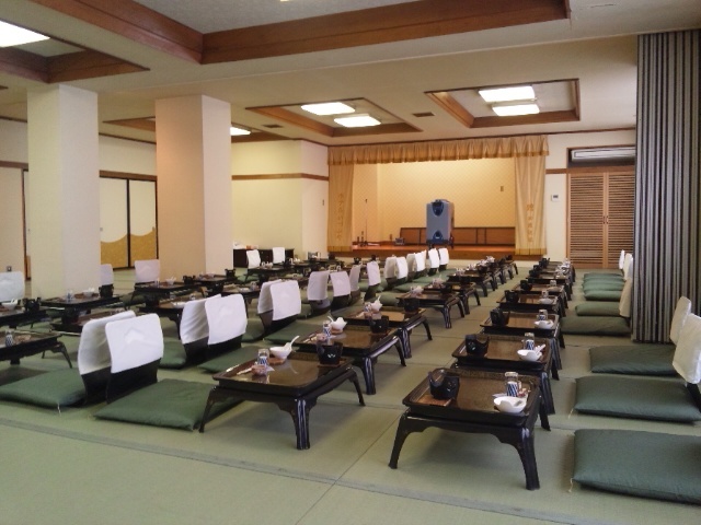 宴會廳（例）