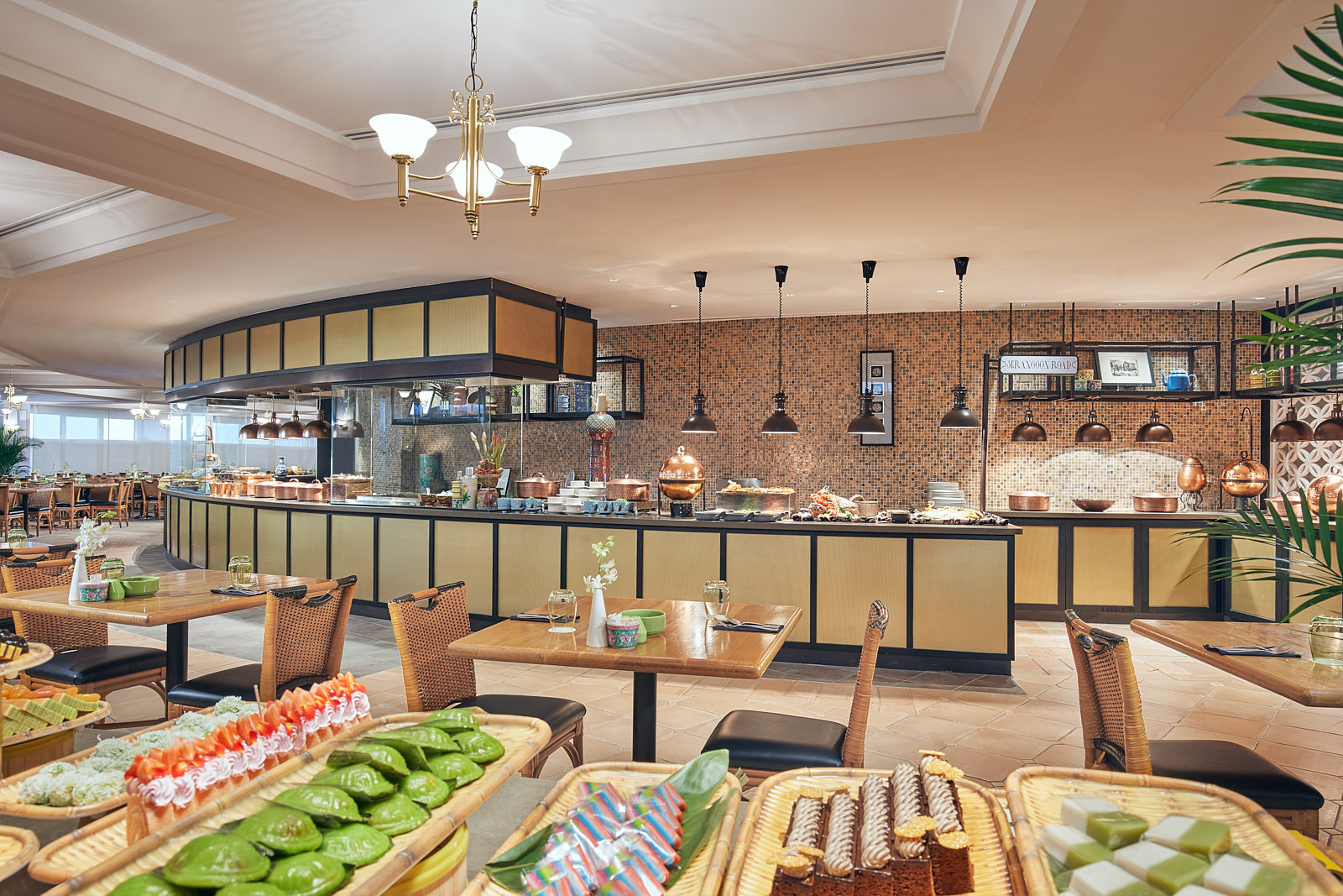 レストラン「アジアン マーケット カフェ」