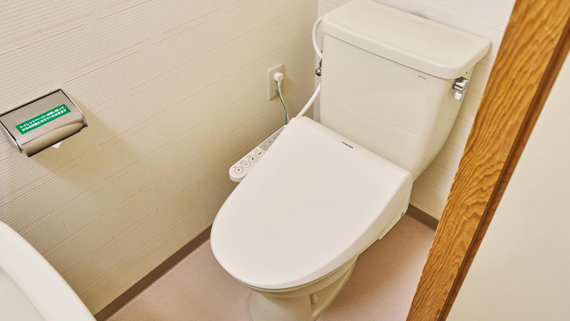 ・和室6畳（バス無し）／温水洗浄機能付きトイレ