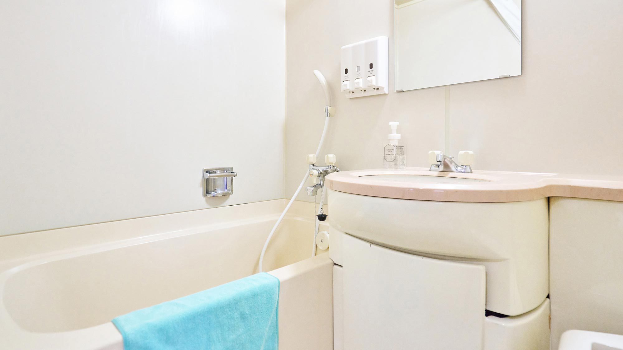 ・シングル（14平米）／ユニットバス