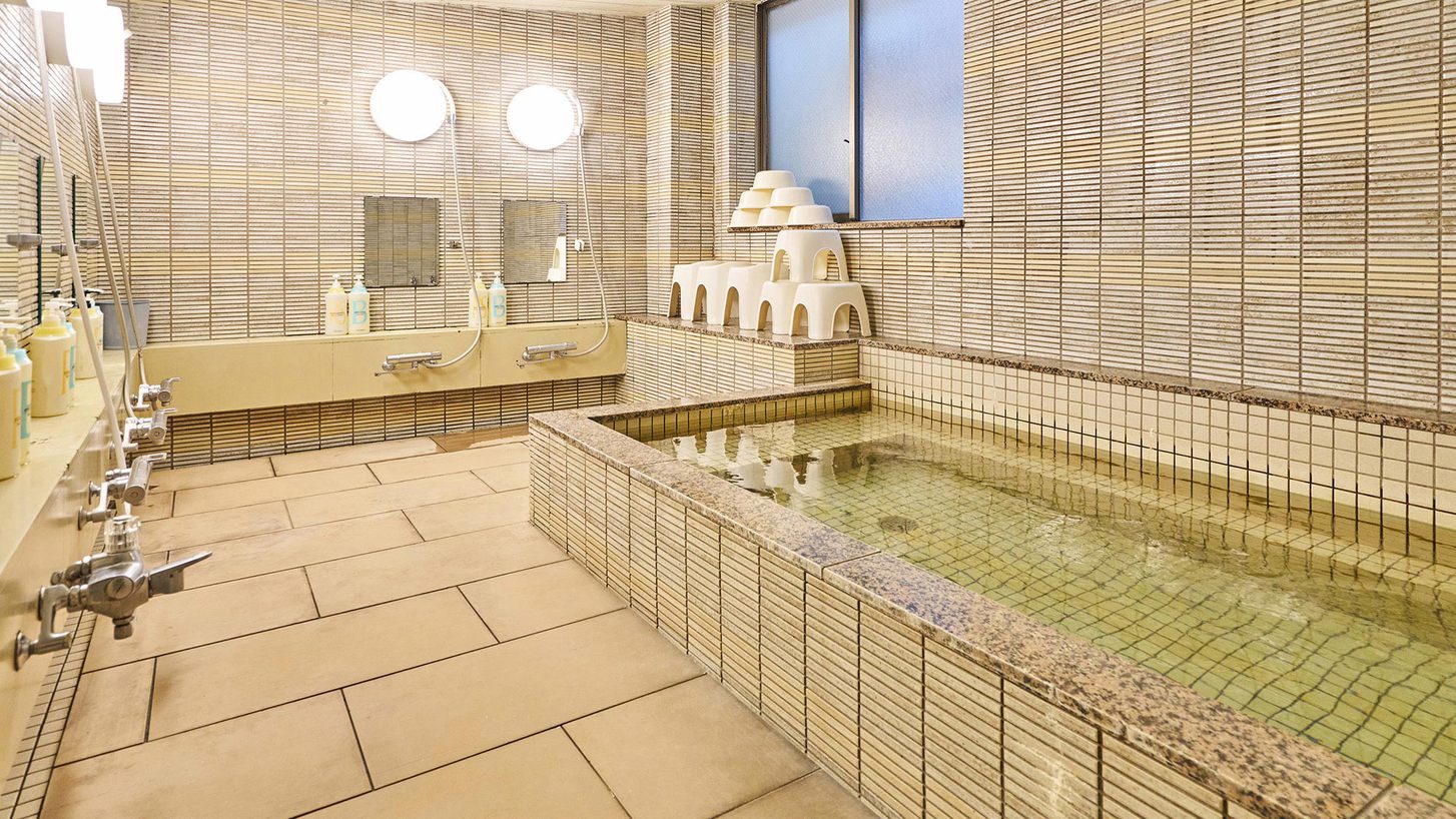 【駐車場無料/素泊まり】1日5組様限定！平面駐車場完備☆普通車1台分の駐車料金が無料♪