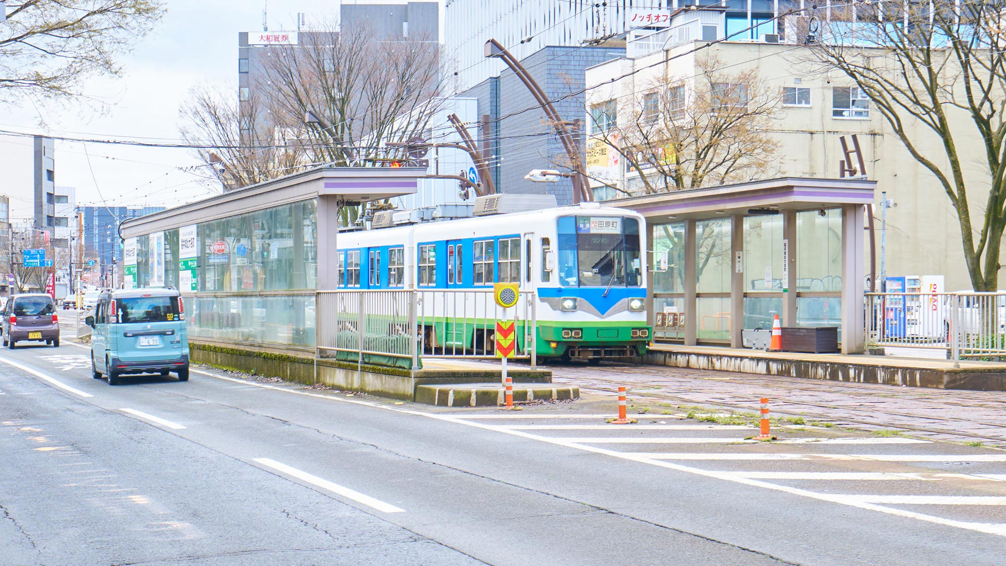 ・【周辺】福井鉄道・福井城址大名町駅は当館より徒歩約9分。観光などの際にご利用ください