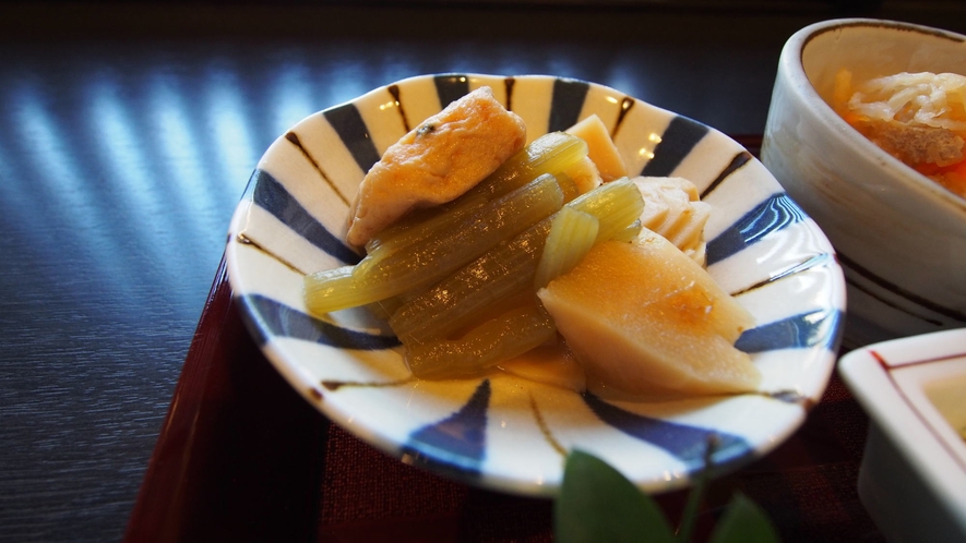 朝食 一例