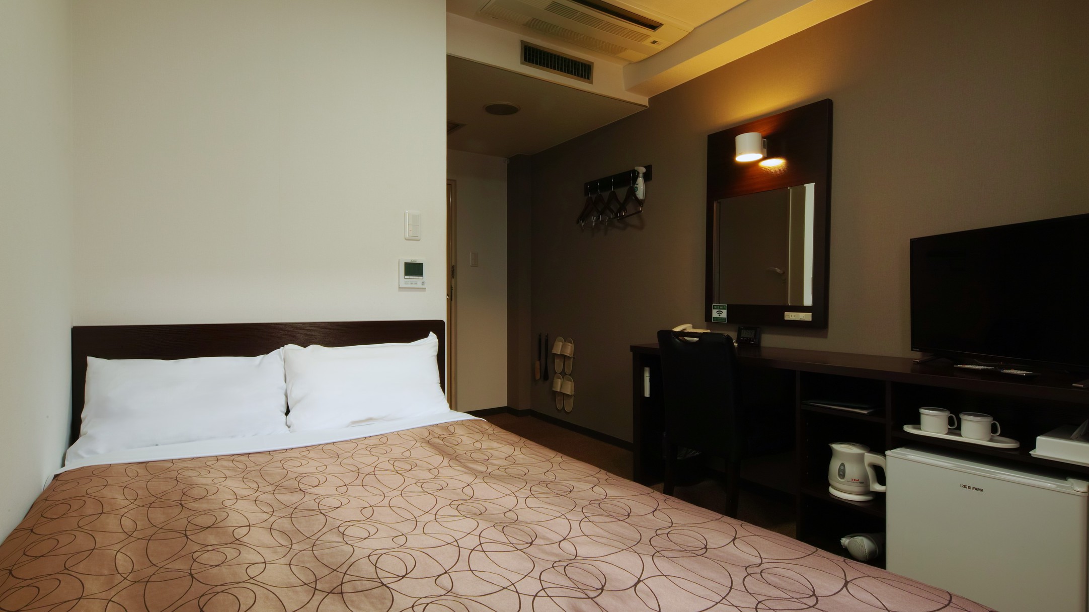 セミダブルルーム