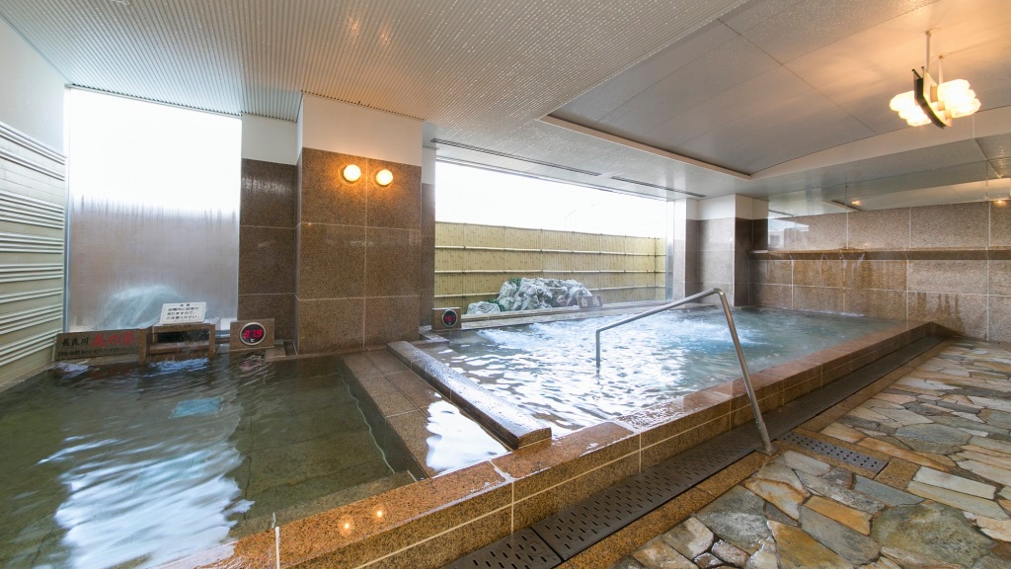 【洋室タイプ指定】 朝食付きビジネスプラン【駐車場無料】