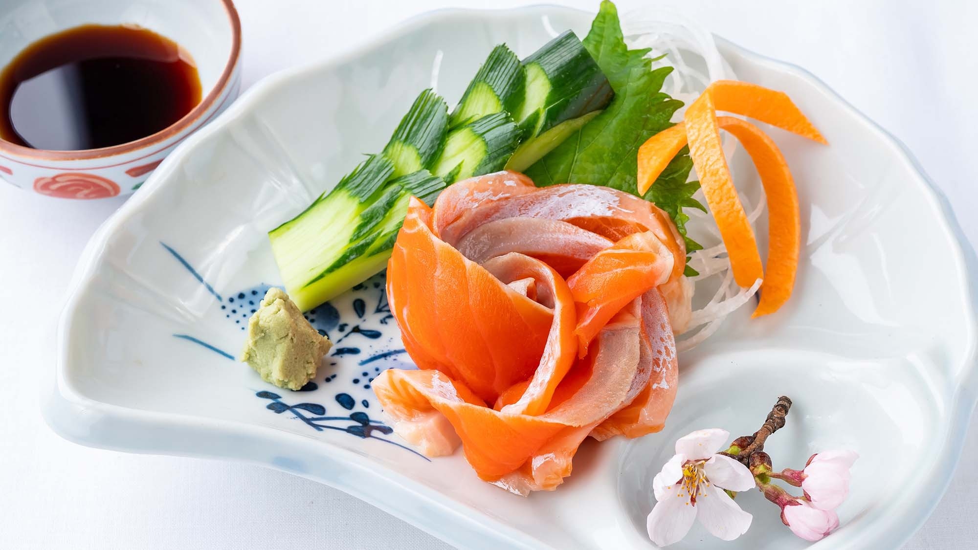 （夏）【1泊2食付】地元の食材を贅沢に味わう、リンゴで育った信州牛のステーキ付★新緑から紅葉まで★