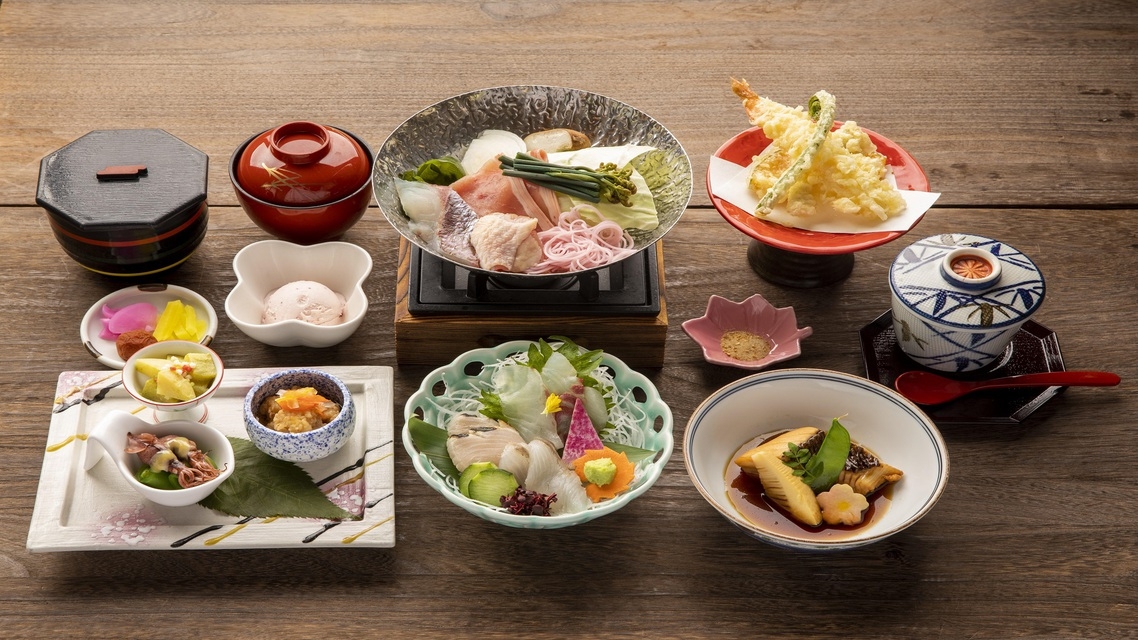 【価格重視でも鮮度妥協なし！】競り直送の地魚を気軽に楽しむ松林の基本会席