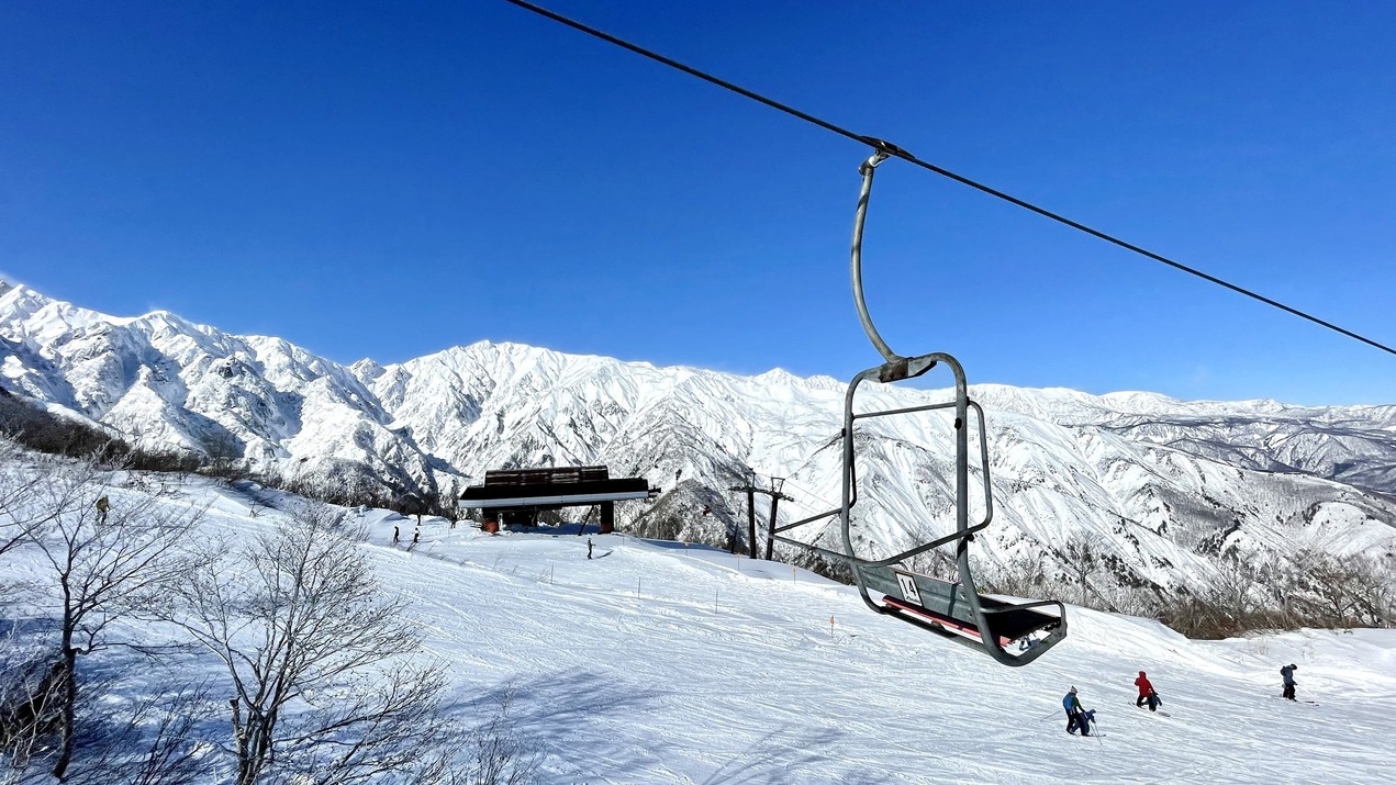 【ウィンタースポーツを満喫】サンメドウズ清里スキー場1日リフト券付き／2食付