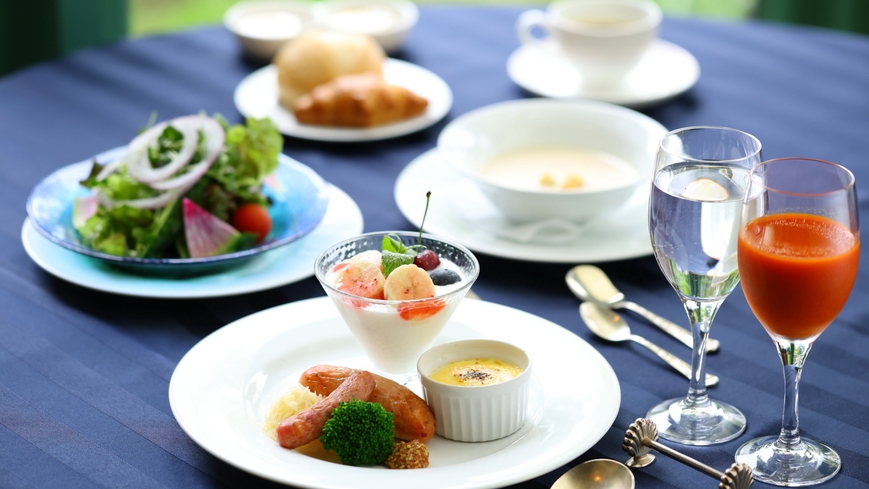 【朝食付】イングリッシュガーデンを眺めながら、高原の朝食をどうぞ