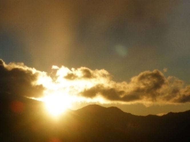 飯盛山での日の出