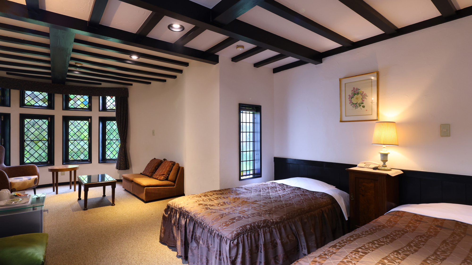 イングリッシュスイート【34㎡/1～2名/ガーデンビュー】