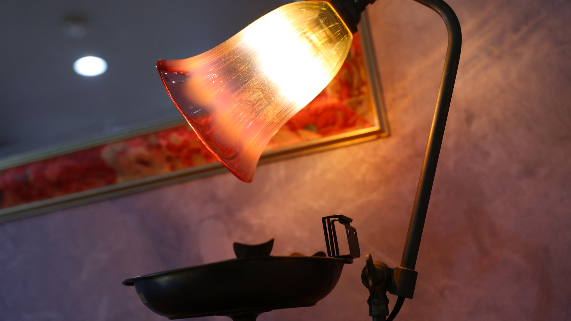 どうぞごゆっくりお寛ぎください。